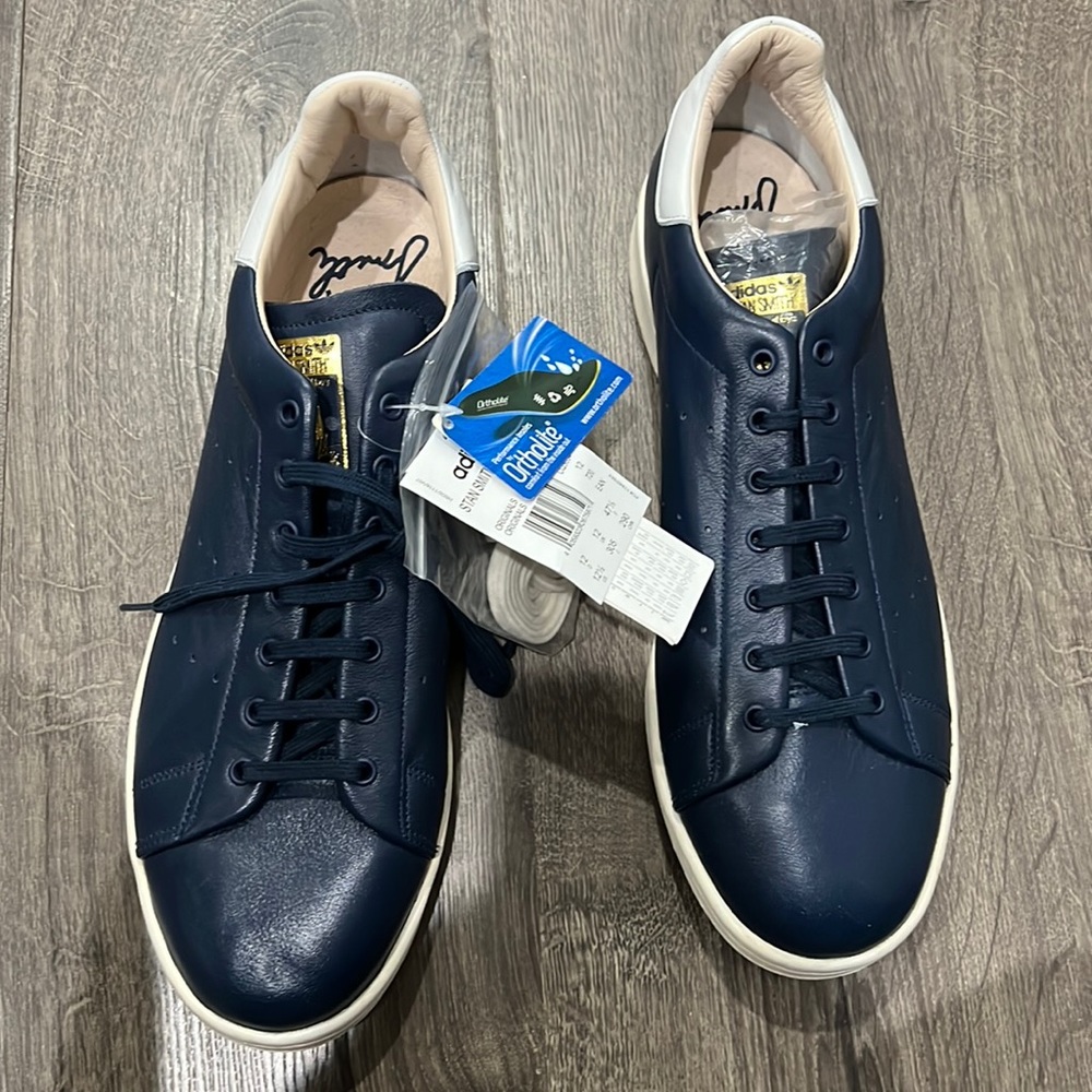 Stan smith navy brand new size 12.5